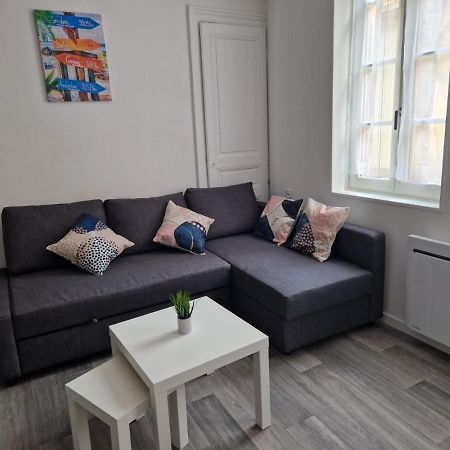 Superbe Appartement - Hypercentre - Rue Madeleine - 6 Personnes Труа Экстерьер фото