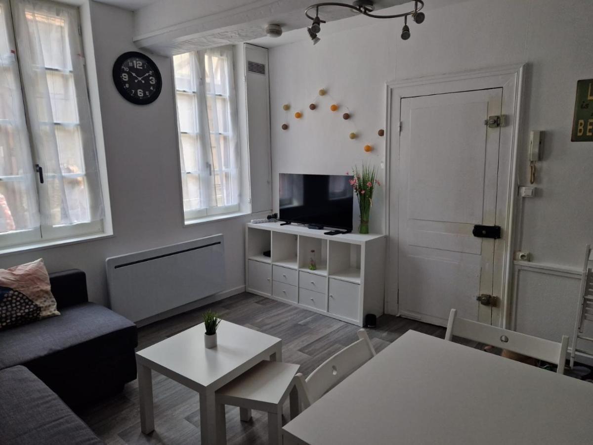 Superbe Appartement - Hypercentre - Rue Madeleine - 6 Personnes Труа Экстерьер фото
